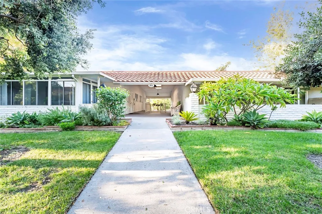 803 Ronda Mendoza N, Laguna Woods, California 92637 home-pic-0