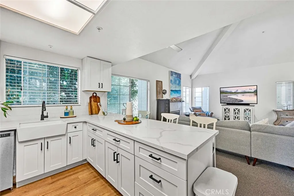 4561 Warner 201, Huntington Beach, California 92649 home-pic-10