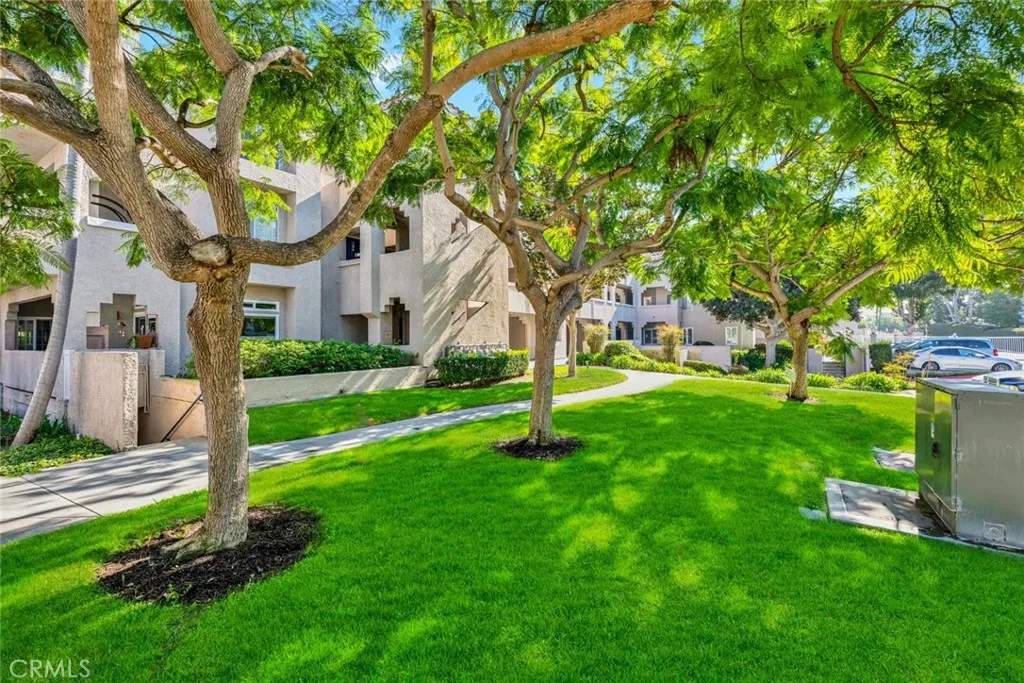 4561 Warner 201, Huntington Beach, California 92649 home-pic-25