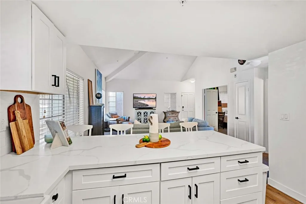 4561 Warner 201, Huntington Beach, California 92649 home-pic-11