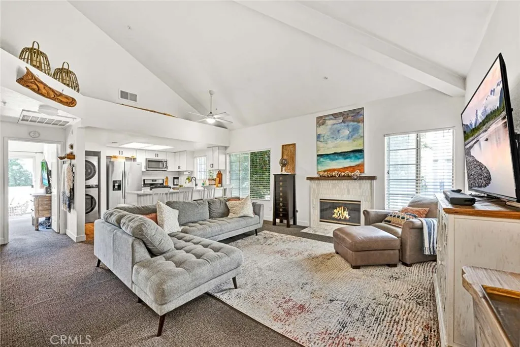 4561 Warner 201, Huntington Beach, California 92649 home-pic-3