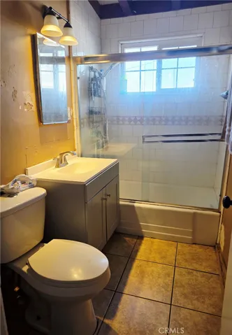 Hallway Bathroom #1