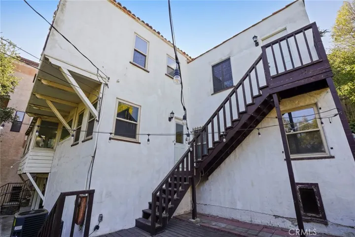 3272 Craig Drive, Los Angeles, California 90068