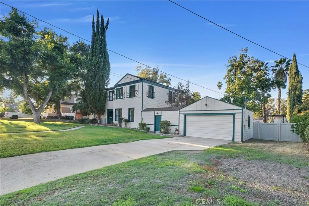 1110 Cedar Avenue, Redlands, California 92373 home-pic-2