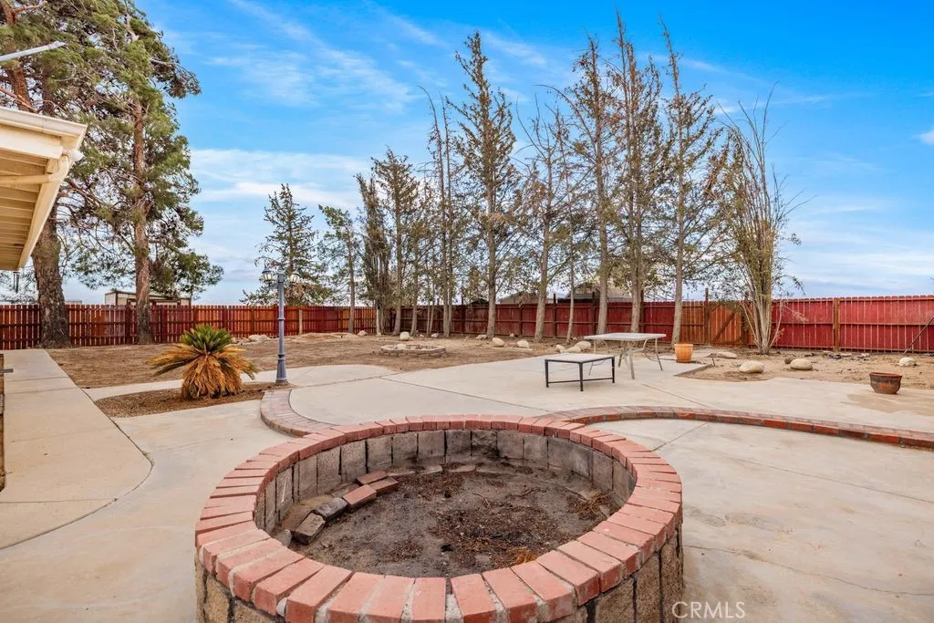 6818 W Avenue A2, Lancaster, California 93536 home-pic-31