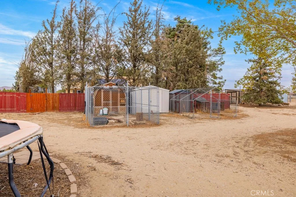 6818 W Avenue A2, Lancaster, California 93536 home-pic-33