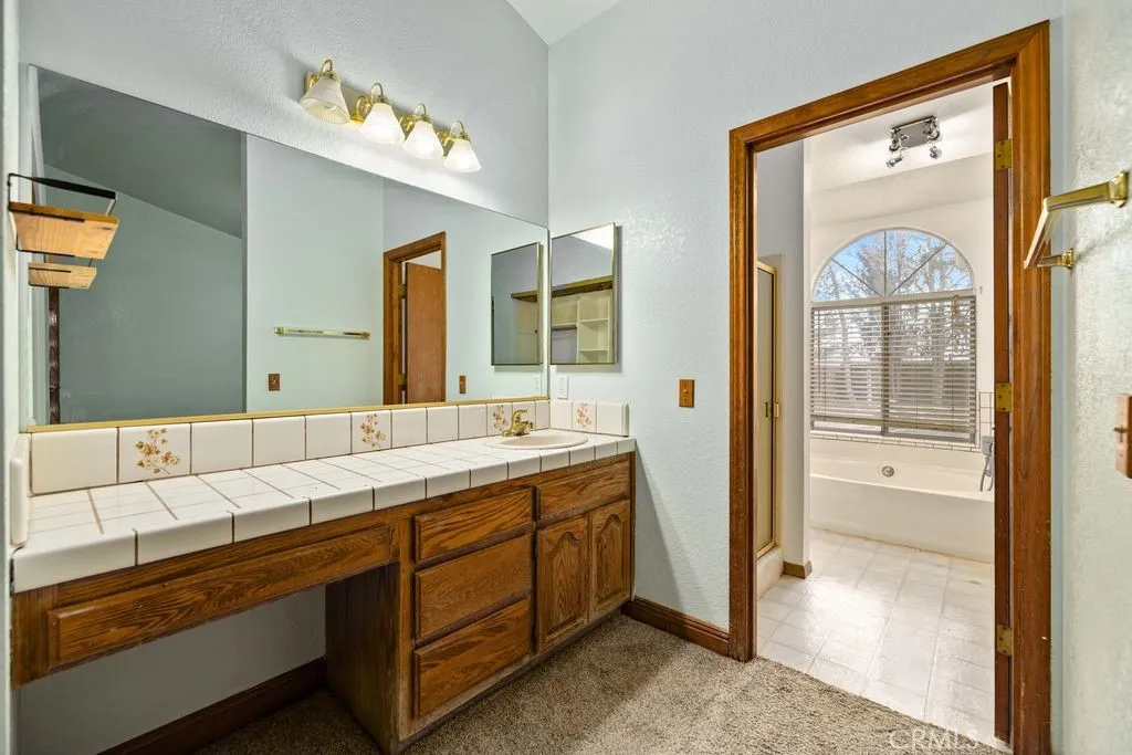 6818 W Avenue A2, Lancaster, California 93536 home-pic-24