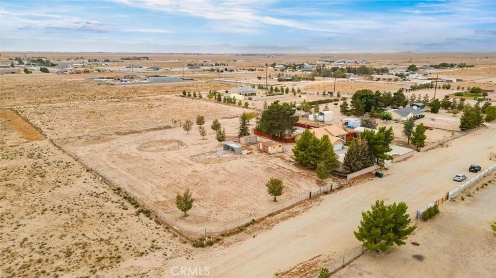 6818 W Avenue A2, Lancaster, California 93536 home-pic-43