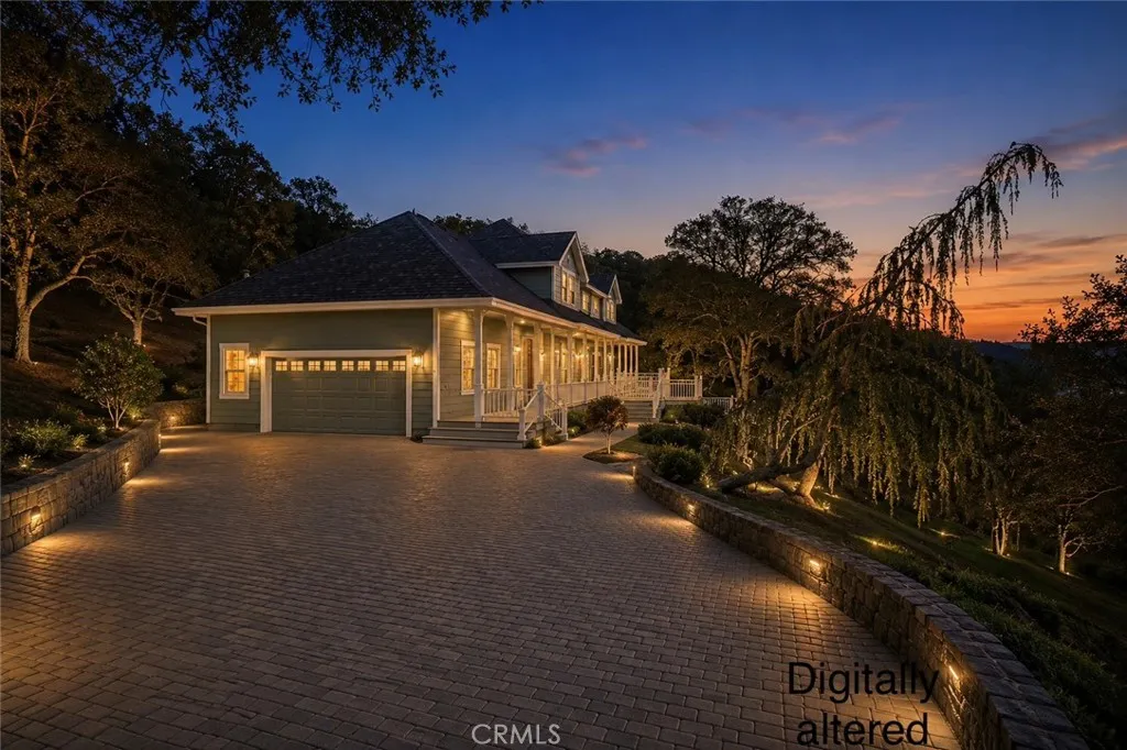 17785 Foothill Ct