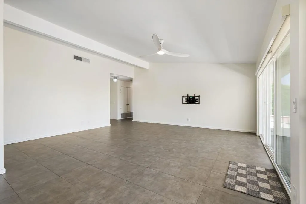 2360 N Palermo Drive, Palm Springs, California 92262 home-pic-19