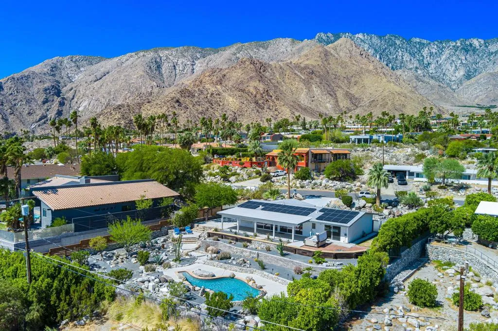 2360 N Palermo Drive, Palm Springs, California 92262 home-pic-56