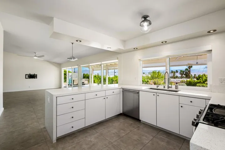 24-web-or-mls-LBPalermo_OPMG_0525_024