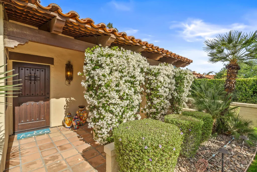 1132 E San Jacinto Way, Palm Springs, California 92262 home-pic-6