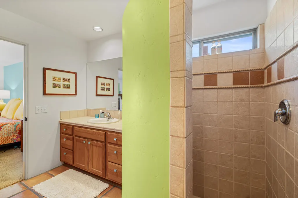 1132 E San Jacinto Way, Palm Springs, California 92262 home-pic-31