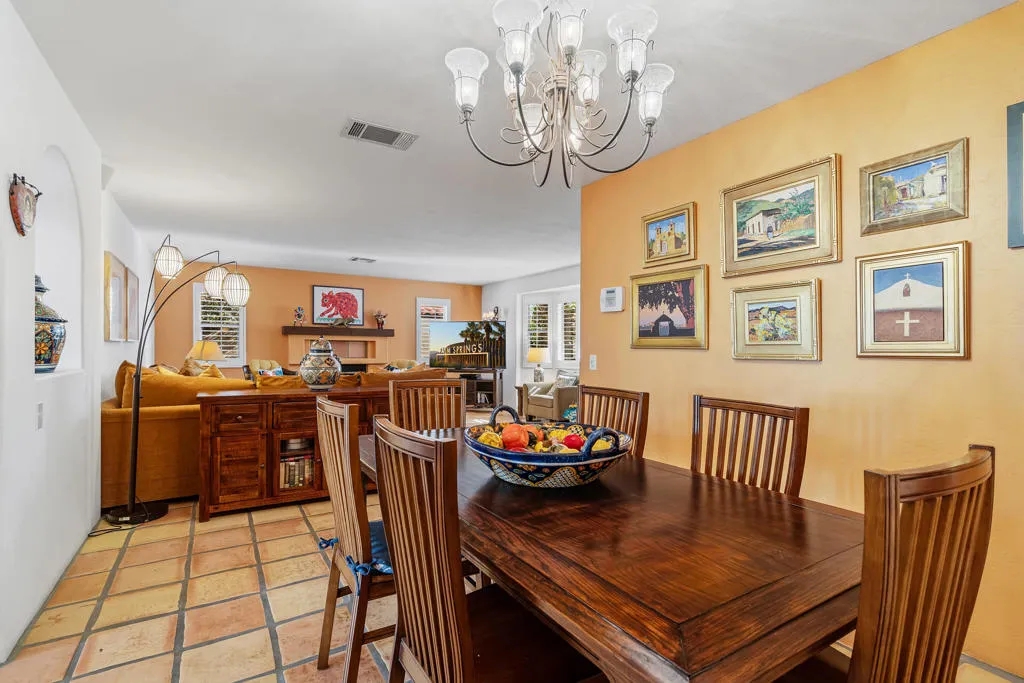 1132 E San Jacinto Way, Palm Springs, California 92262 home-pic-13