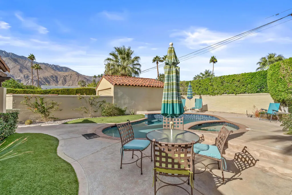 1132 E San Jacinto Way, Palm Springs, California 92262 home-pic-42