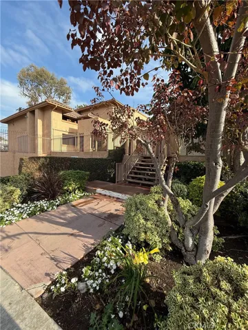 4161 Hathaway 41, Long Beach, California 90815