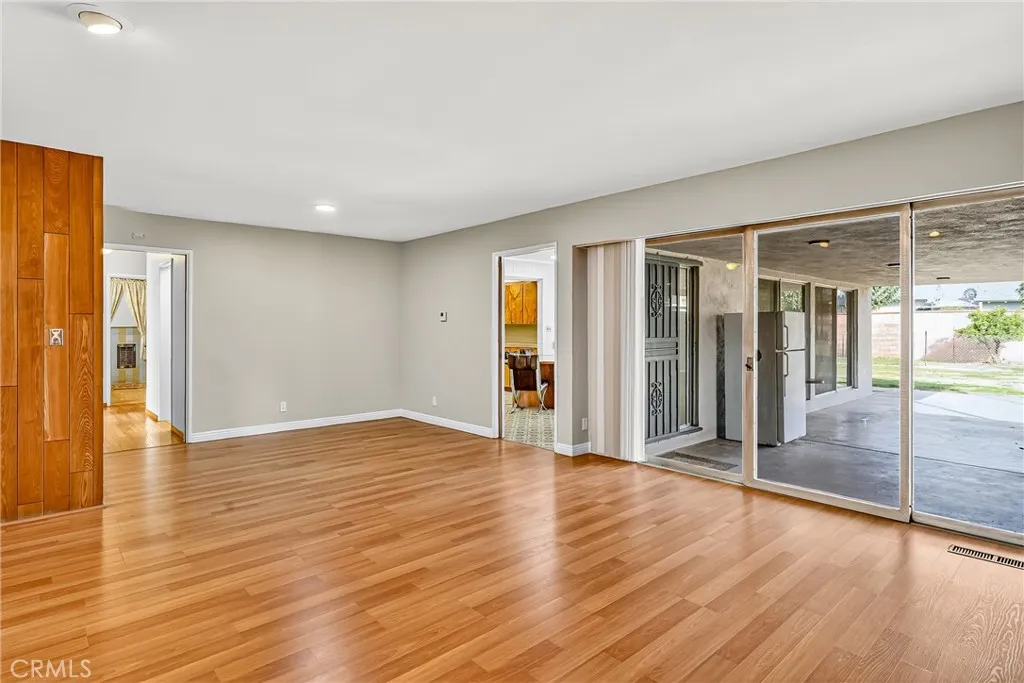 5382 Park Place, Chino, California 91710 home-pic-8
