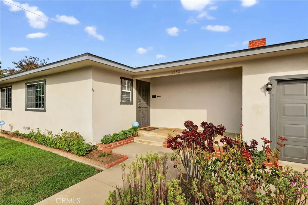 5382 Park Place, Chino, California 91710 home-pic-3