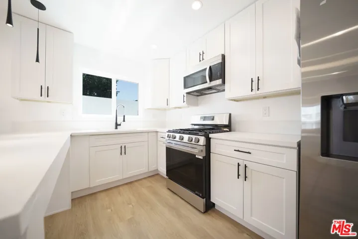 7021 Walker Avenue, Bell, California 90201