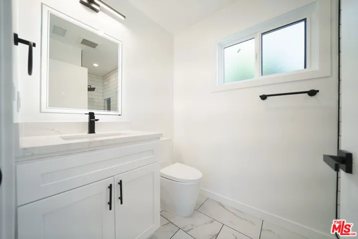 7021 Walker Avenue, Bell, California 90201