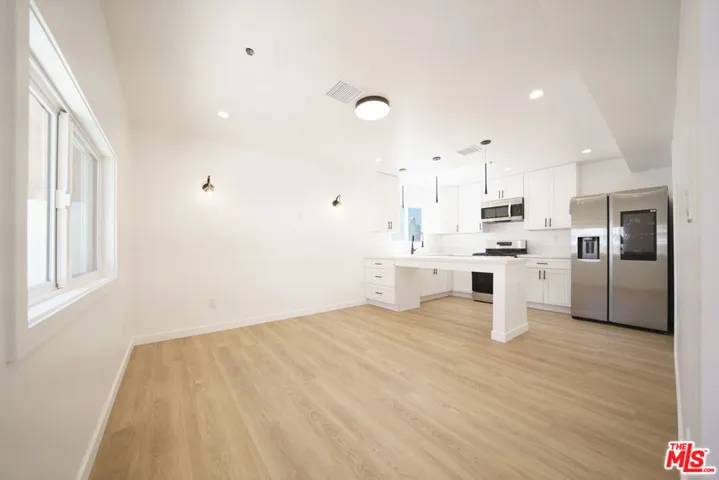7021 Walker Avenue, Bell, California 90201
