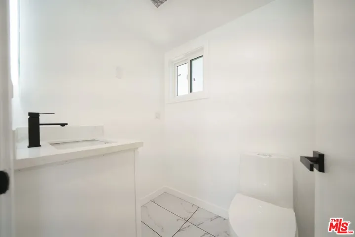 7021 Walker Avenue, Bell, California 90201