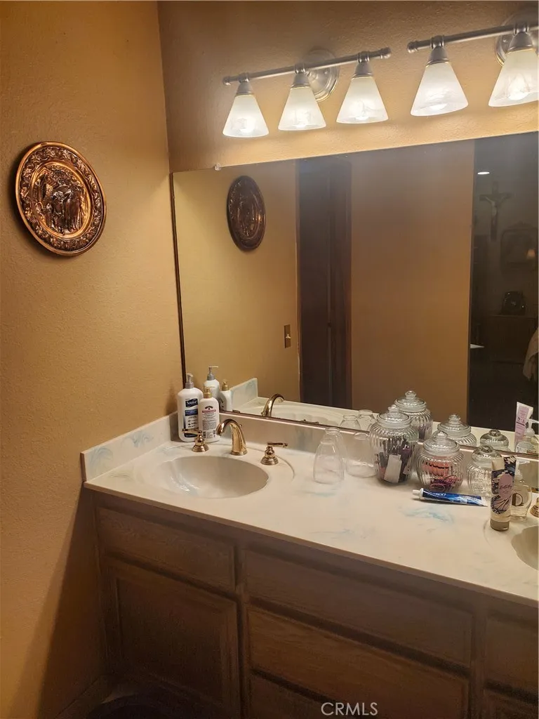 Main Bathroom
