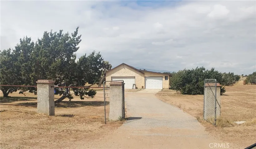 3 Car Garage