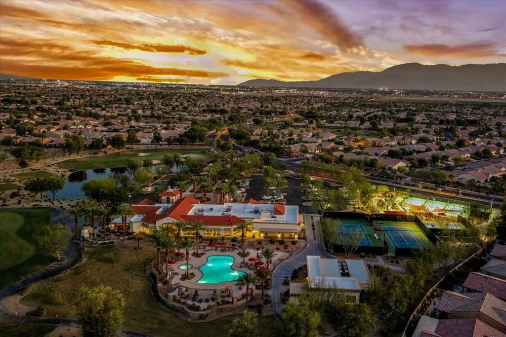 39048 Camino Orquesta, Indio, California 92203 home-pic-53