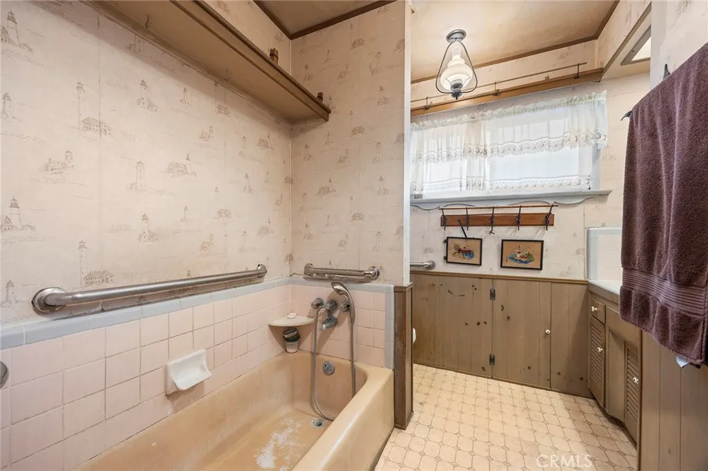 13448 Dunton Drive, Whittier, California 90605 home-pic-13