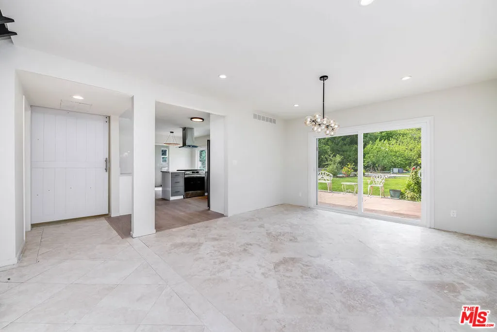 3643 Ballina Canyon Road, Encino, California 91436 home-pic-5