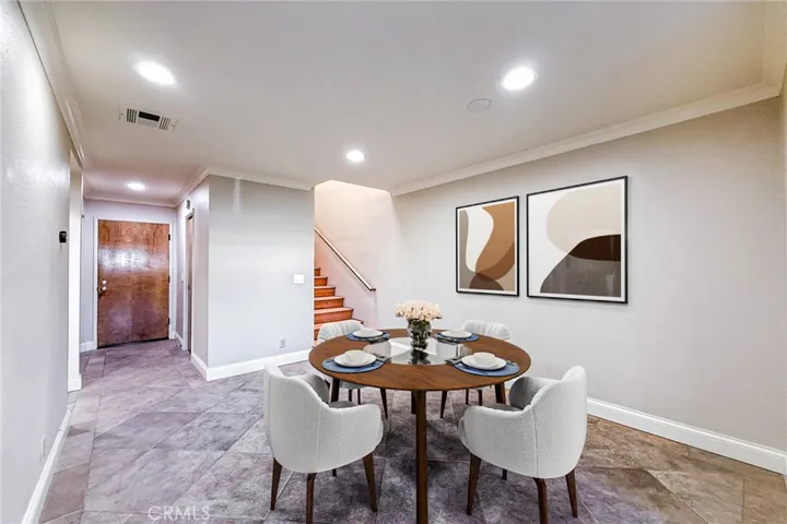 Dining Room (virtual staged )