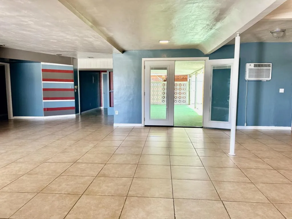 54878 Harrison Street, Thermal, California 92274 home-pic-14