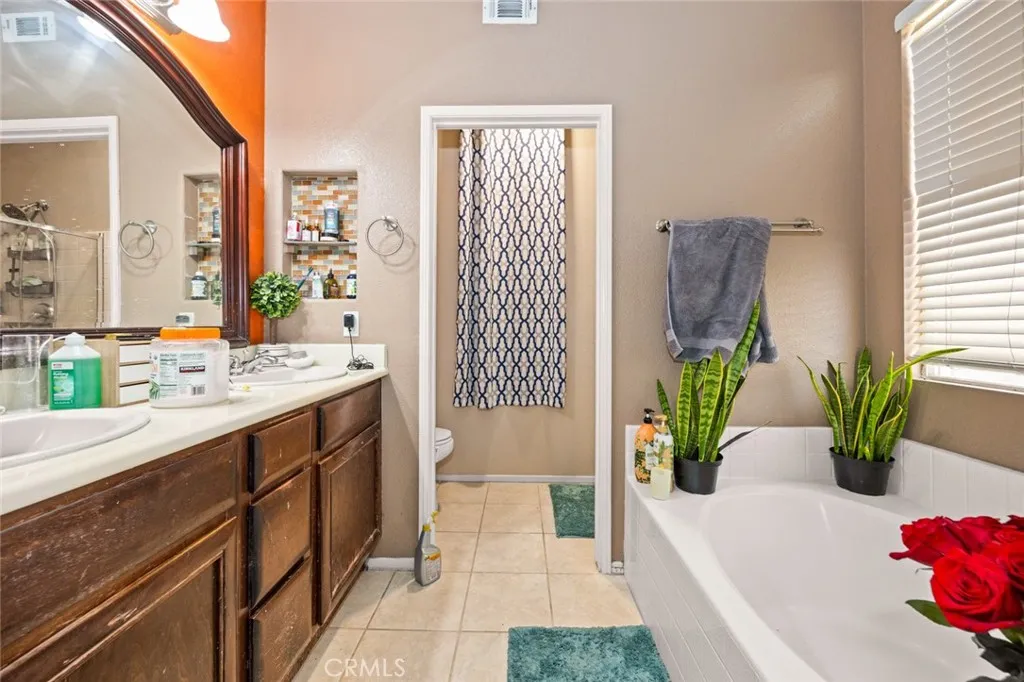 410 Windfields Way, Beaumont, California 92223 home-pic-16