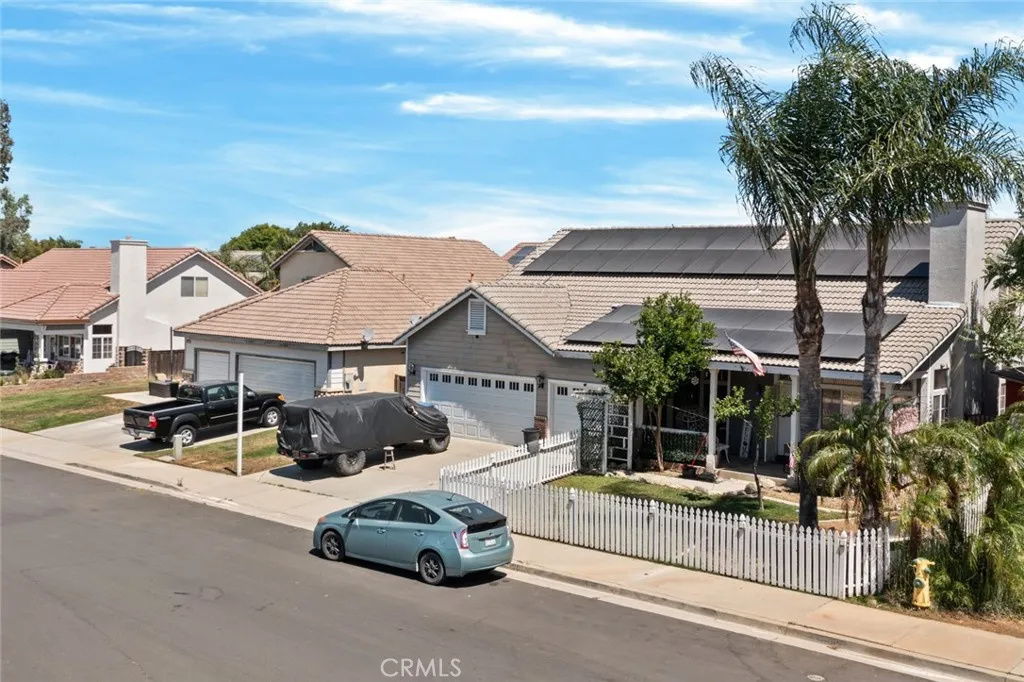 410 Windfields Way, Beaumont, California 92223 home-pic-2