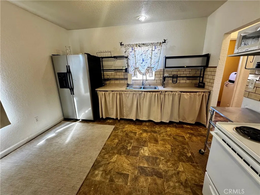 519 C Street, Needles, California 92363 home-pic-11