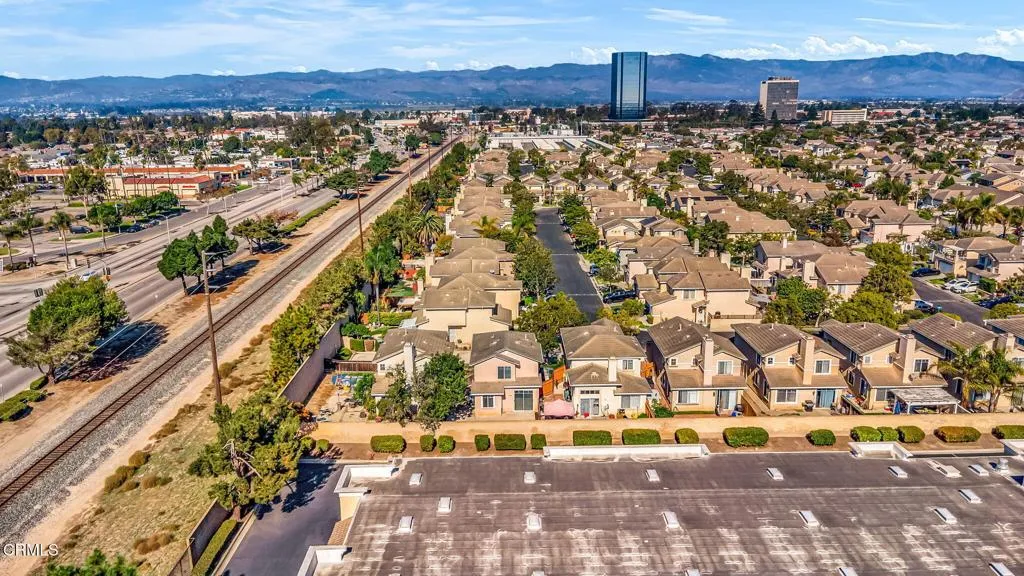 208 Bolero Lane, Oxnard, California 93036 home-pic-55