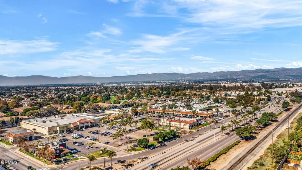 208 Bolero Lane, Oxnard, California 93036 home-pic-56