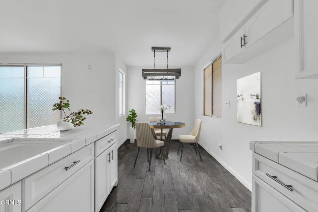 208 Bolero Lane, Oxnard, California 93036 home-pic-15
