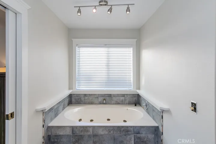 795 S Quail, Anaheim Hills, California 92807