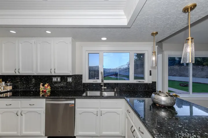 795 S Quail, Anaheim Hills, California 92807
