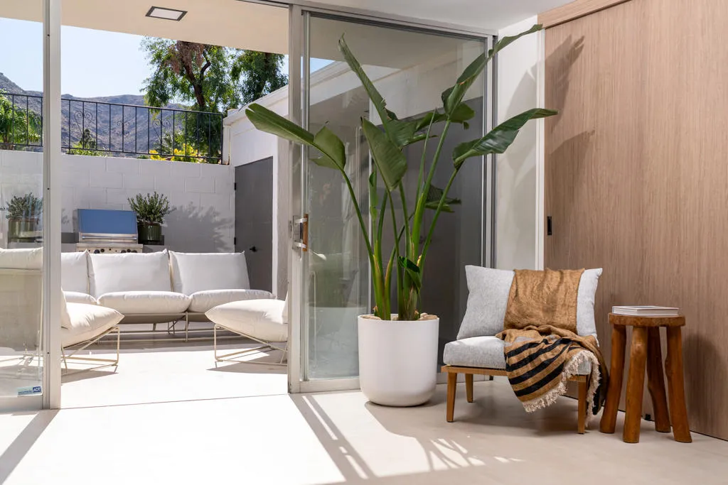 399 Desert Lakes Drive, Palm Springs, California 92264 home-pic-21