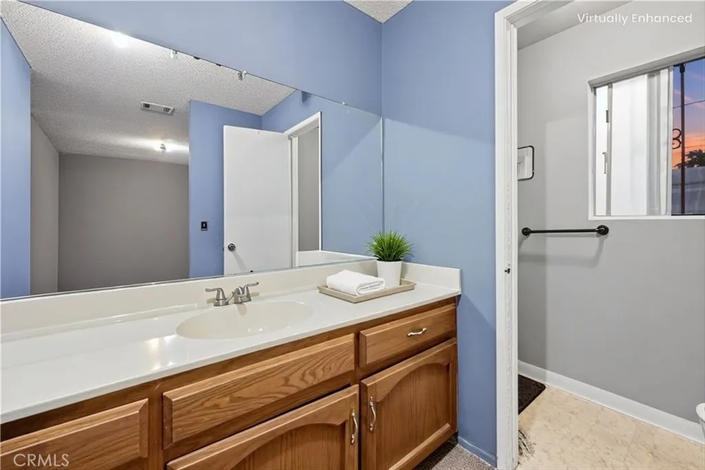 402 S Howard A home-pic-7