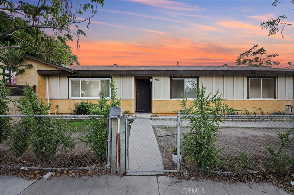 402 S Howard A  home-pic-0