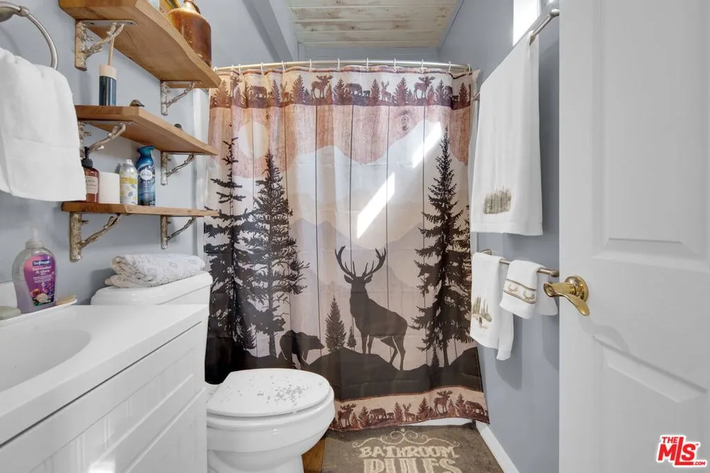 2141 State Lane, Big Bear City, California 92314 home-pic-8
