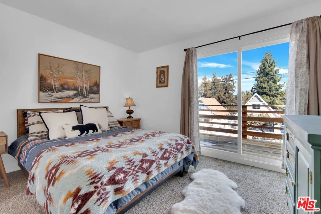2141 State Lane, Big Bear City, California 92314 home-pic-9