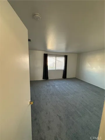 8505 Robinia, Fontana, California 92335