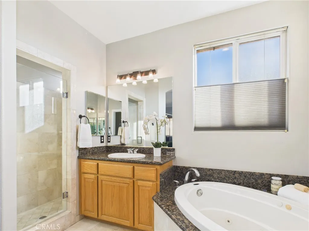 3645 Farquhar Ave, Los Alamitos, California 90720 home-pic-25