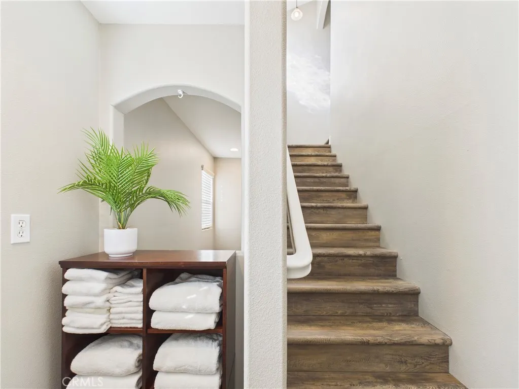 3645 Farquhar Ave, Los Alamitos, California 90720 home-pic-21